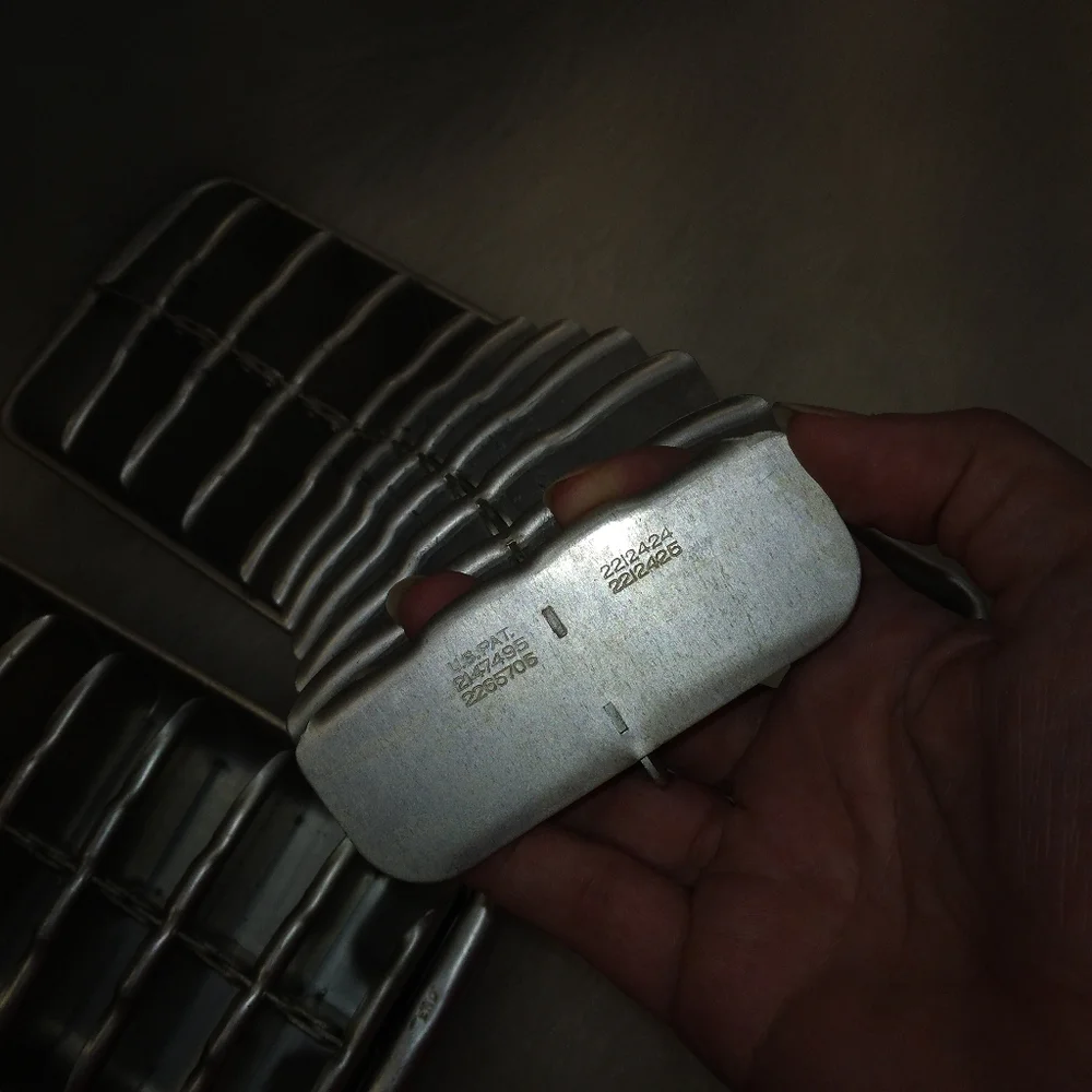 N/A vintage aluminum